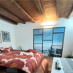  Appartamento Il Rifugio Sui Navigli Con Garage Privato Gratuito Aria Condizionata & Wi-fi