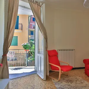 Casa Lorelei, Gialla Riomaggiore